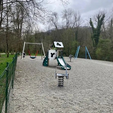 Bielle, Grand 38m2, Piscine, 4 Pers, Couchages 160x200 아파트 *